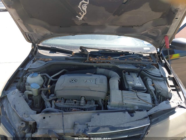 3VWD17AJ0GM419212 Volkswagen 1.8t