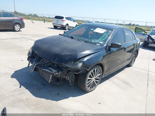 3VWD17AJ0GM419212 Volkswagen 1.8t