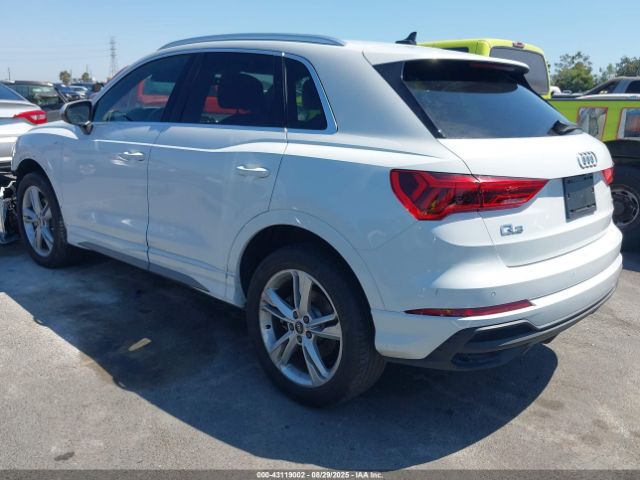 2023 AUDI Q3 WA1DECF31P1105716 Photo 2
