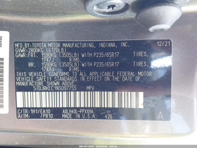 5TDJRKEC1NS097755 Toyota SIENNA XLE
