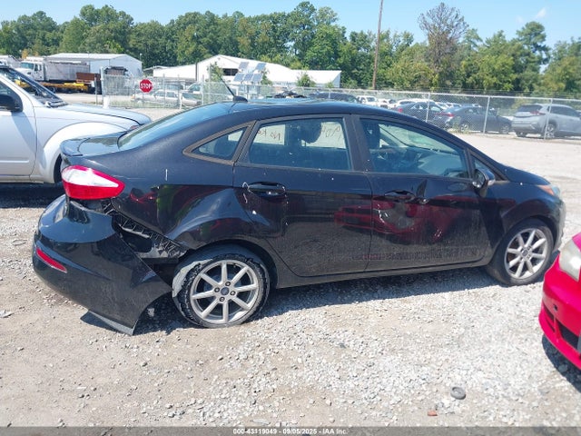 Ford 2015 2015 3FADP4BJ7FM210682 Image 13
