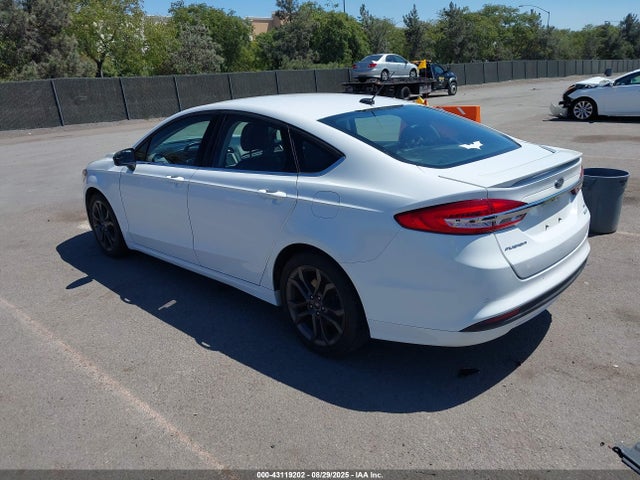 3FA6P0HD0JR187132 Ford 2018