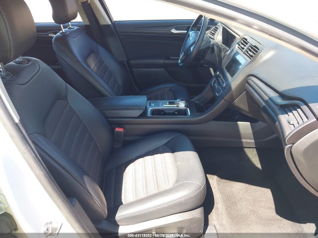 3FA6P0HD0JR187132 Ford 2018