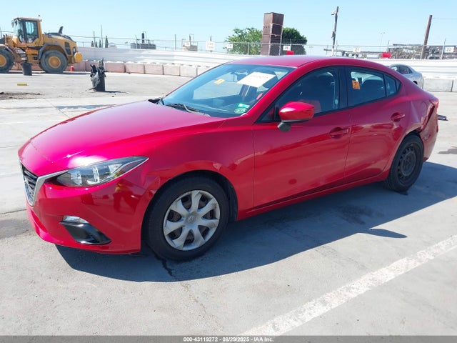 3MZBM1U73FM156613 Mazda pe