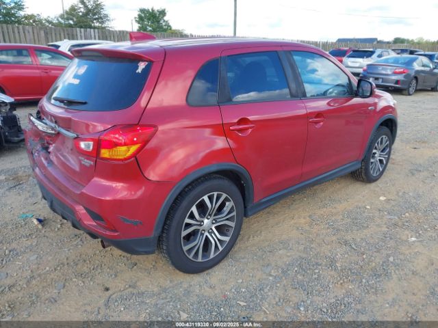 2018 MITSUBISHI OUTLANDER SPORT JA4AP3AU0JU024872 Photo 3