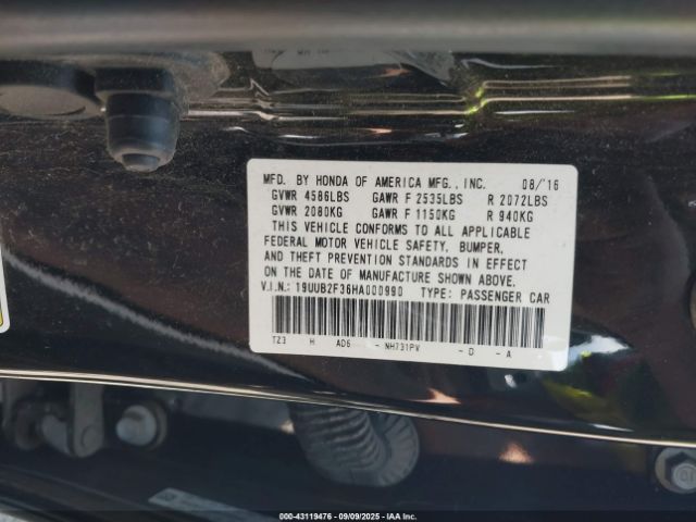 2017 ACURA TLX 19UUB2F36HA000990 Photo 8