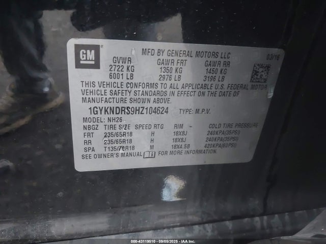 2017 CADILLAC XT5 1GYKNDRS9HZ104624 Photo 8