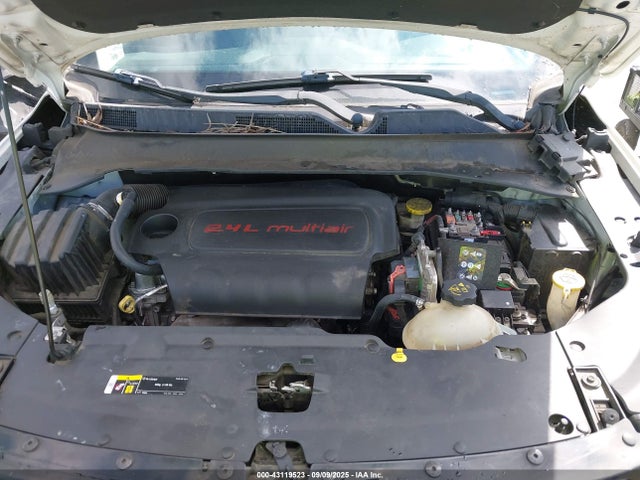 3C4NJCBB7JT494252 Jeep 2018