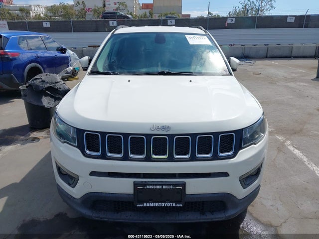 3C4NJCBB7JT494252 Jeep 2018