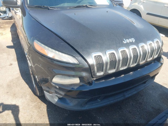 1C4PJLCB1FW766156 Jeep Cherokee