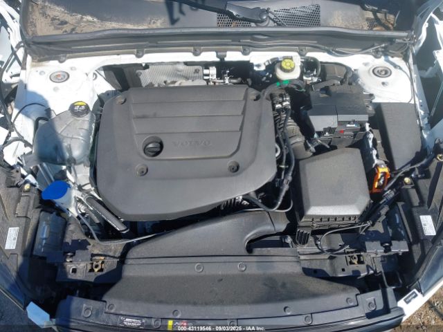 2023 VOLVO XC40 YV4L12UW6P2948418 Photo 9