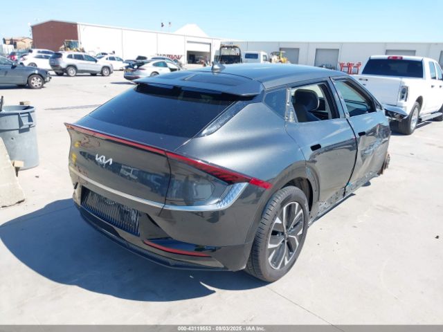 2022 KIA EV6 KNDC34LA6N5029125 Photo 3