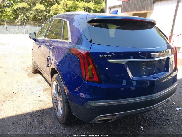2025 CADILLAC XT5 1GYKNCRS4SZ107299 Photo 2