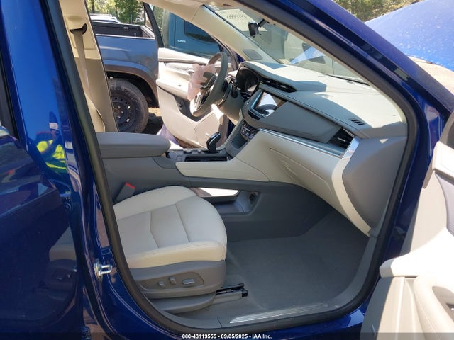 2025 CADILLAC XT5 1GYKNCRS4SZ107299 Photo 4