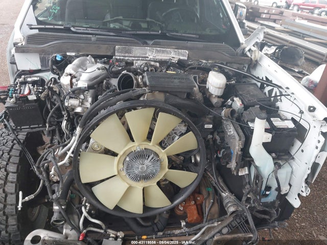 1GC1KTEY9KF165818 Chevrolet l5p - direct injection, duramax, gen 5, var 1