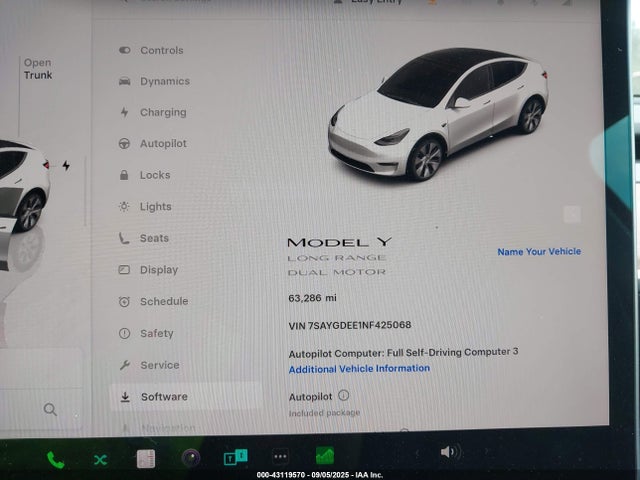 7SAYGDEE1NF425068 Tesla Model Y