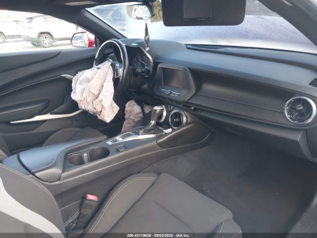 2017 CHEVROLET CAMARO 1G1FB1RX0H0134408 Photo 4