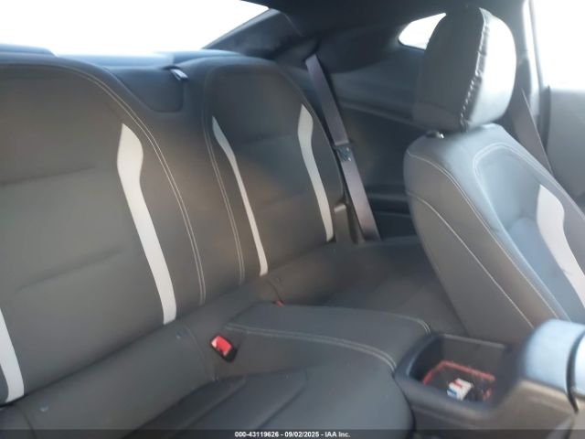 2017 CHEVROLET CAMARO 1G1FB1RX0H0134408 Photo 7