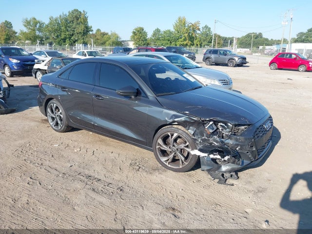 2023 AUDI A3 WAUHUDGY5PA048475 Photo 0