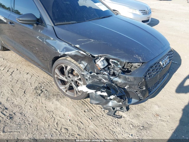 2023 AUDI A3 WAUHUDGY5PA048475 Photo 5