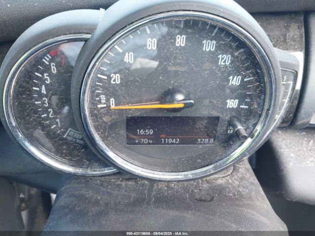 2020 MINI CONVERTIBLE WMWWJ5C0XL3L03674 Photo 6