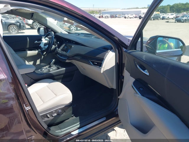 2020 CADILLAC XT4 1GYFZDR41LF111066 Photo 4
