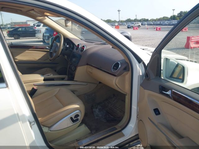 2011 MERCEDES-BENZ GL 550 4JGBF8GE7BA720220 Photo 4