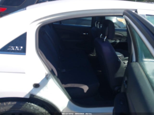 1C3CCBBB9EN137855 Chrysler 200