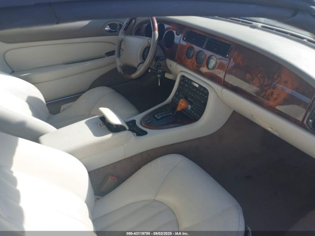 1998 JAGUAR XK8 SAJGX2249WC024912 Photo 4
