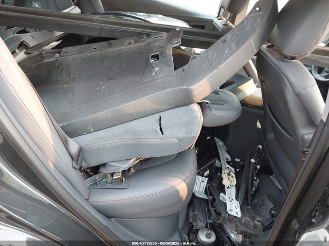 Chevrolet 2019 2019 1G1FZ6S00K4131370 Image 12