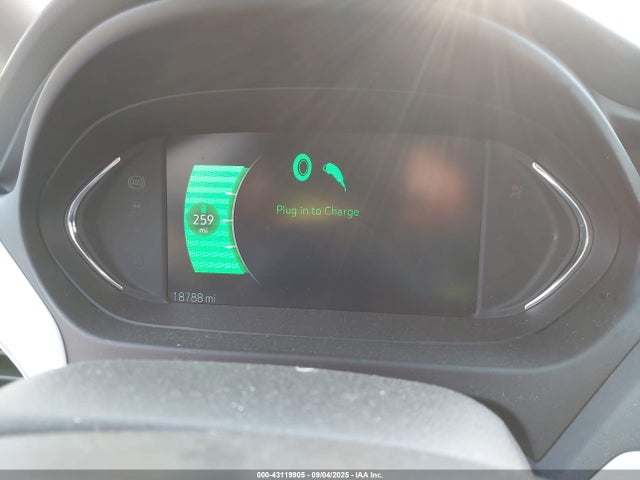 Chevrolet 2019 2019 1G1FZ6S00K4131370 Image 18