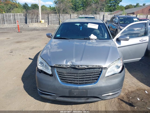 Chrysler 200 2014 1C3CCBCG5EN180051 Image 6