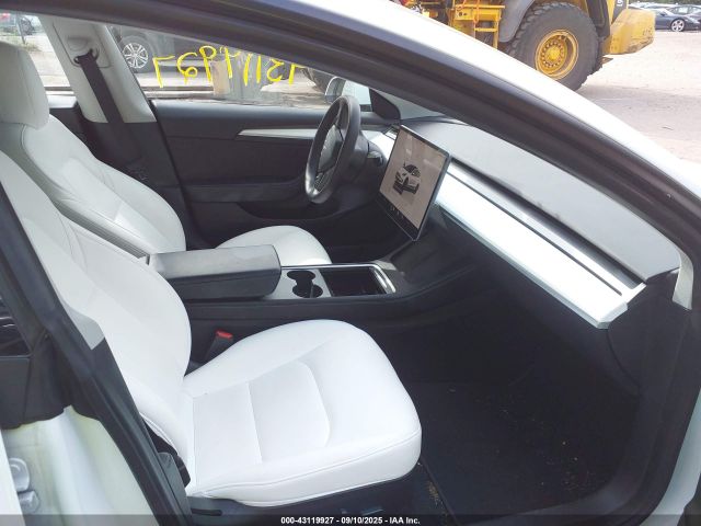 2022 TESLA MODEL 3 5YJ3E1EB1NF305403 Photo 4