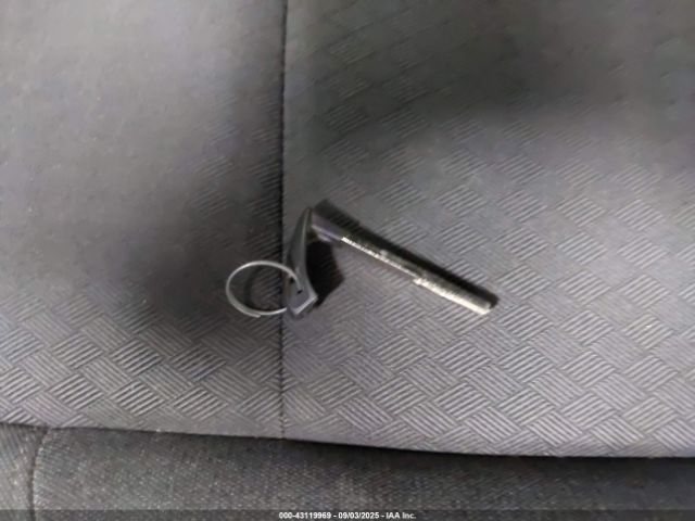 2025 CHEVROLET SILVERADO 1500 1GCPKBEK8SZ121131 Photo 10