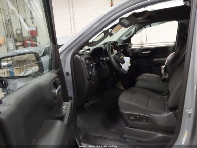 2025 CHEVROLET SILVERADO 1500 1GCPKBEK8SZ121131 Photo 4