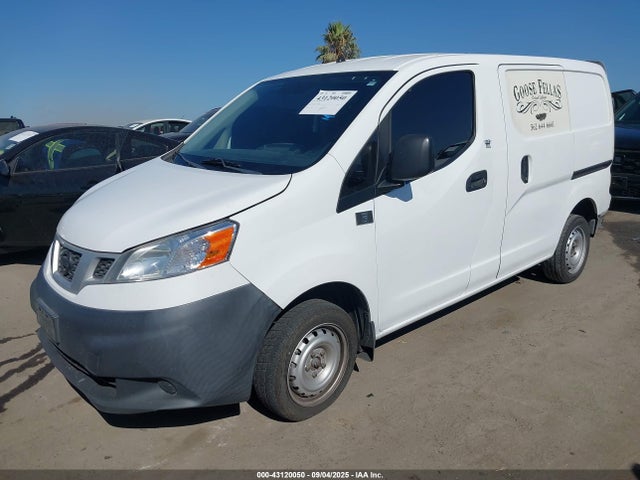 Nissan NV200 2019 3N6CM0KN5KK704567 Image 2