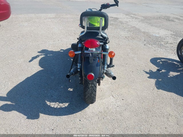 SMT910K17FT666131 Triumph Motorcycle 2015