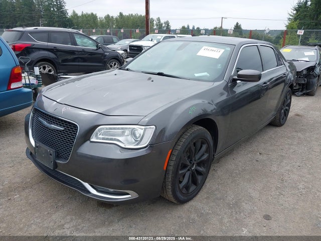 2C3CCARG6GH261542 Chrysler 300