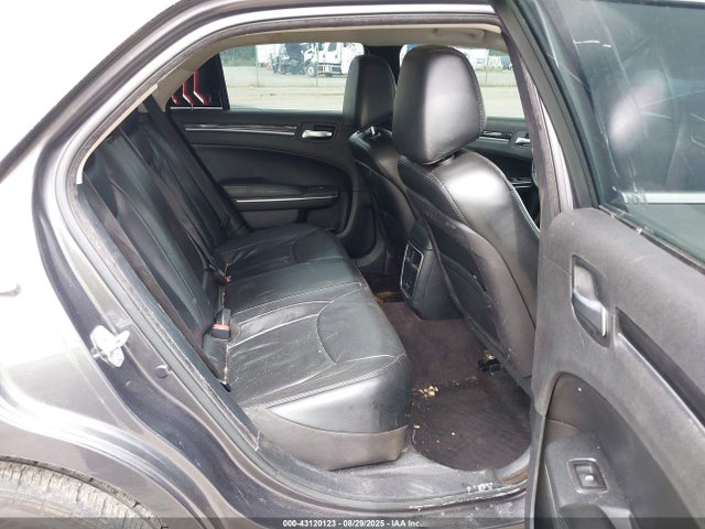 2C3CCARG6GH261542 Chrysler 300