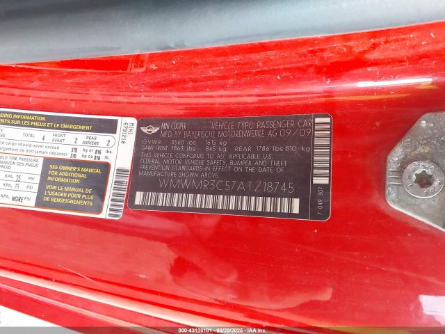 2010 MINI COOPER WMWMR3C57ATZ18745 Photo 8