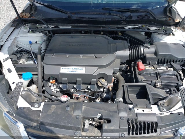 Honda j35y1 2014 1HGCR3F89EA039514 Image 10