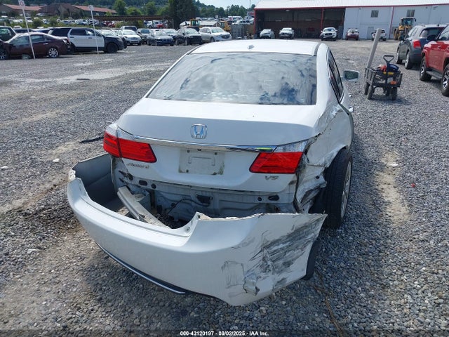 Honda j35y1 2014 1HGCR3F89EA039514 Image 16