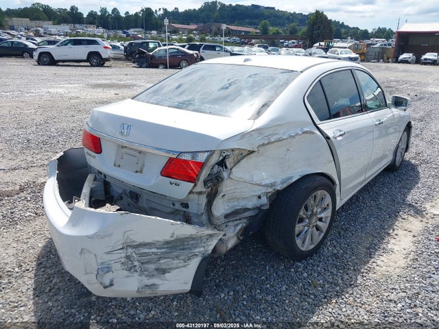 Honda j35y1 2014 1HGCR3F89EA039514 Image 6
