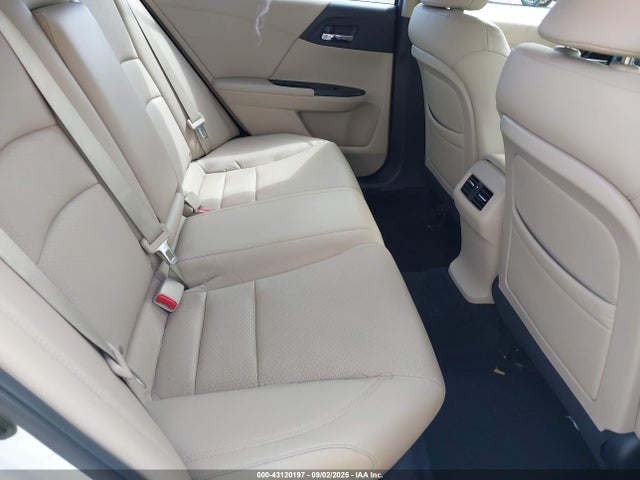 Honda j35y1 2014 1HGCR3F89EA039514 Image 8