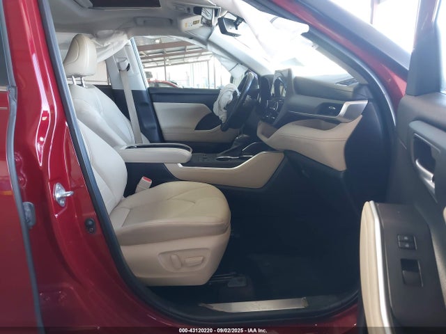 Toyota Highlander Xle 2023 5TDKDRAH0PS033349 Image 5