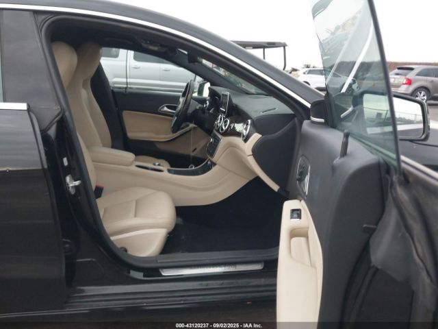 2014 MERCEDES-BENZ CLA-CLASS WDDSJ4EB7EN057528 Photo 4