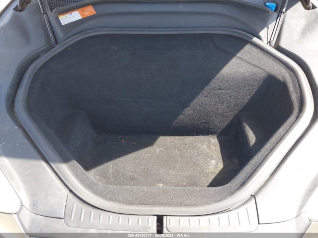 2016 TESLA MODEL S 5YJSA1E28GF136460 Photo 9