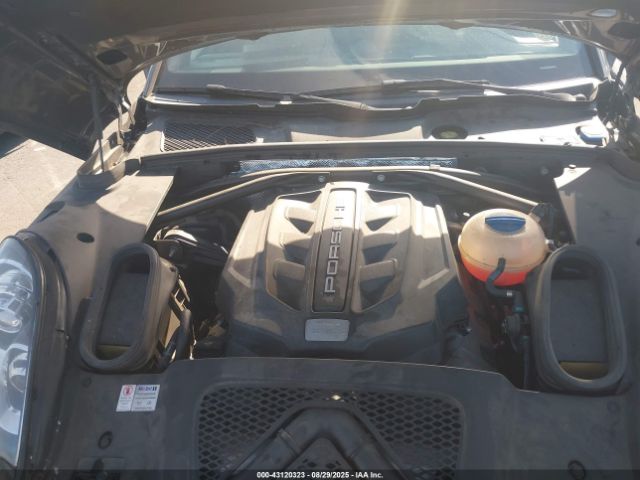 2016 PORSCHE MACAN WP1AB2A54GLB41455 Photo 9