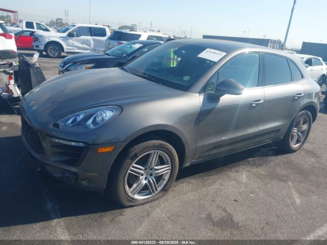 2016 PORSCHE MACAN WP1AB2A54GLB41455 Photo 1