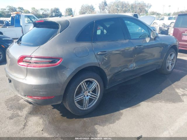 2016 PORSCHE MACAN WP1AB2A54GLB41455 Photo 3